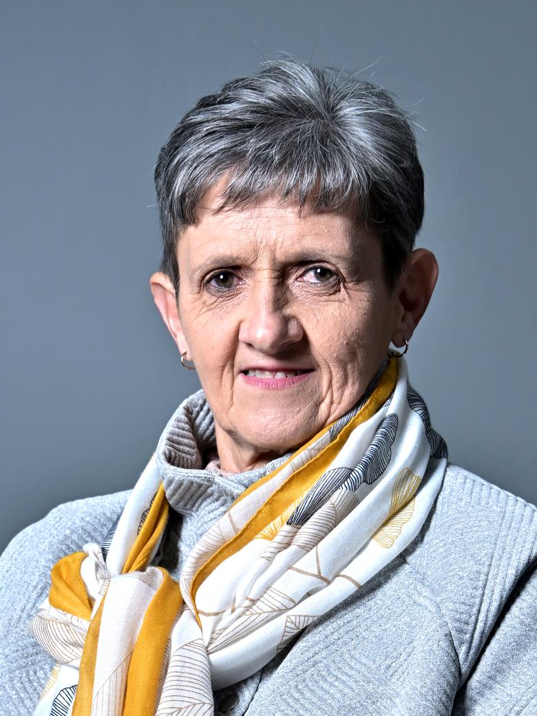 Dr A Moll